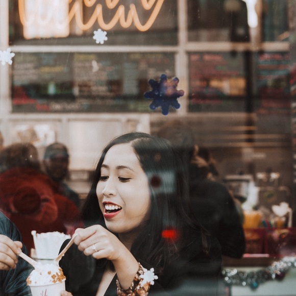 Meet your Posher, Vania - Picture 1 of 1